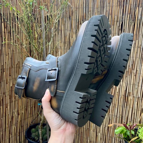 chunky platform biker steve madden boots NWT - Picture 4 of 4